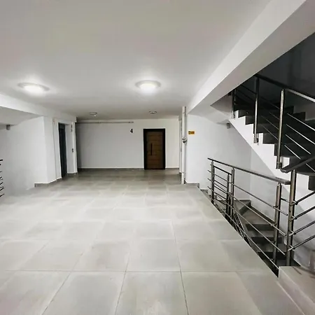 Amiral Apartment *
